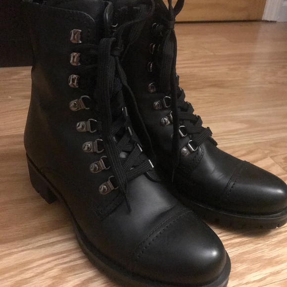 PRADA NEW COMBAT BOOTS (Size 39.5/US size 9) - Picture 5 of 6